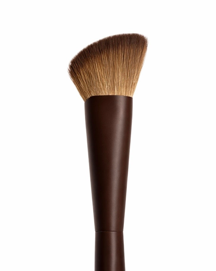 POWDER BRUSH